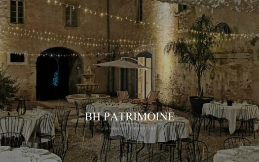 Domaine 950m² 28 Pièces Proche Pézenas (30km)